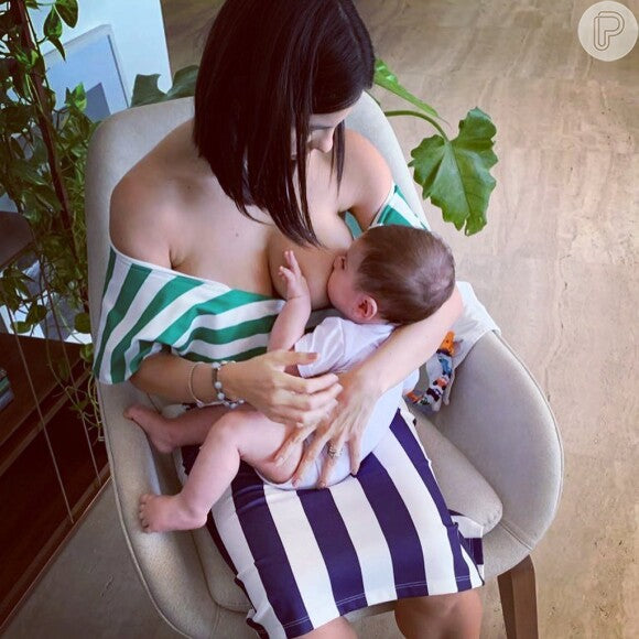 files/3571308-sthefany-brito-ainda-amamenta-o-filho-580x0-3.jpg